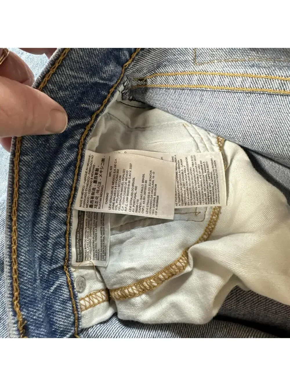 levis 512 Blue distressed 34x30 Jeans